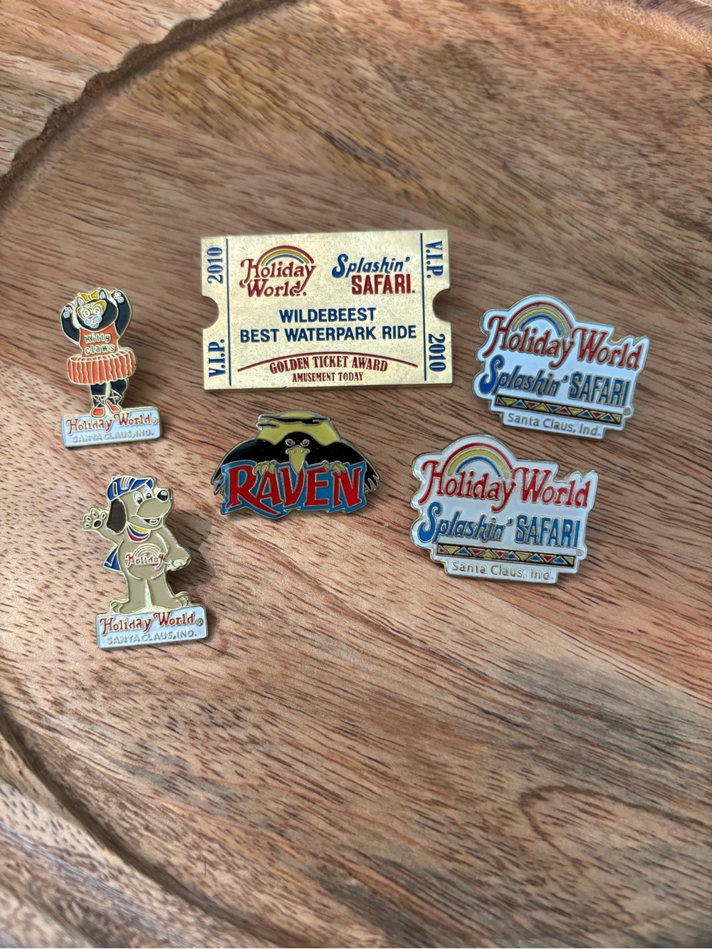 Holiday world Santa Claus Indiana pin bundle